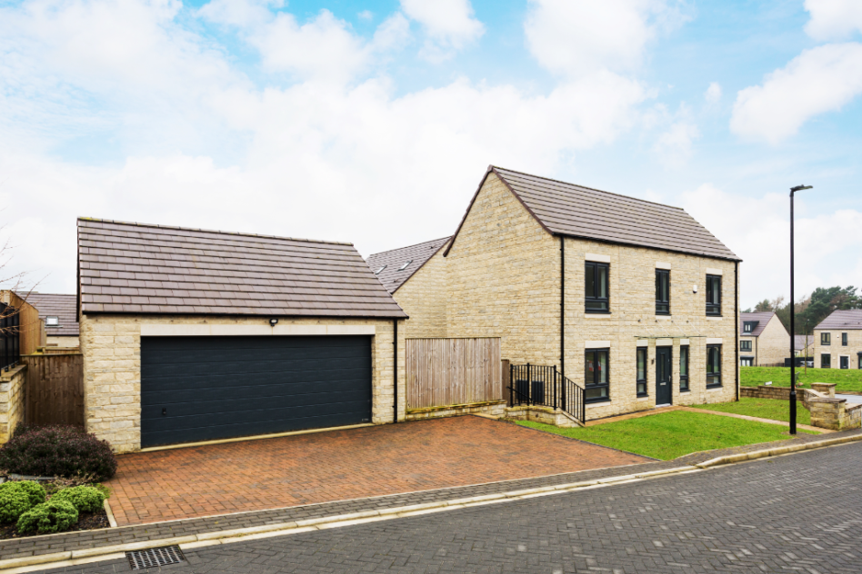 Freesia Close, Beckwithshaw, Harrogate, HG3 1FL