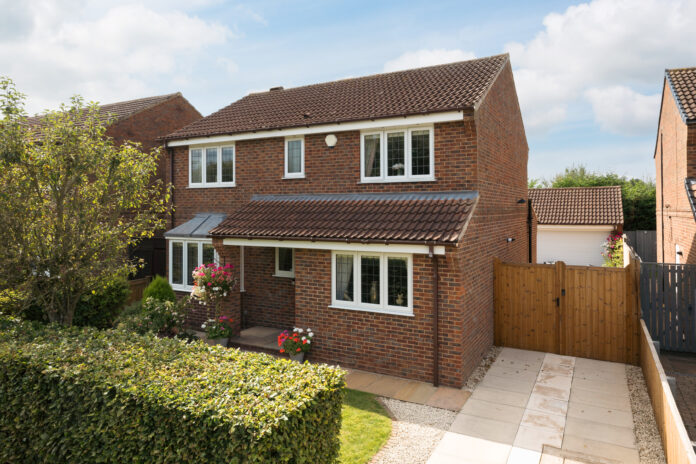 Low Mill Close, Heslington, York, YO10 5JN